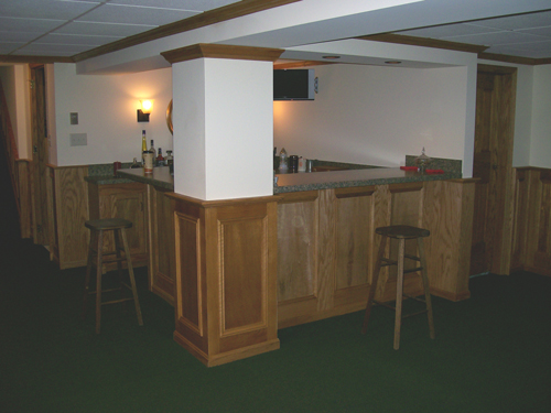 Back Crown Molding At The Intersection Of The Column And The